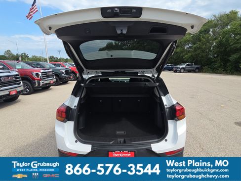 Used 2020 Buick Encore GX Select w/ Experience Buick Package FWD image 31