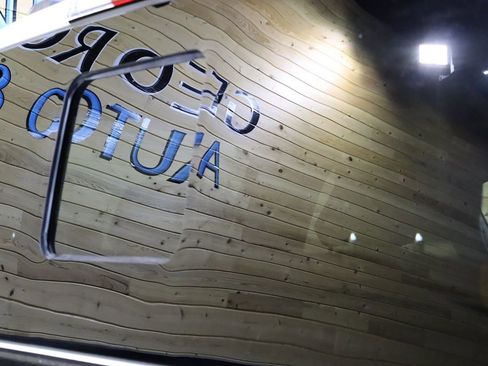 Used 2024 Ford F250 Platinum image 37