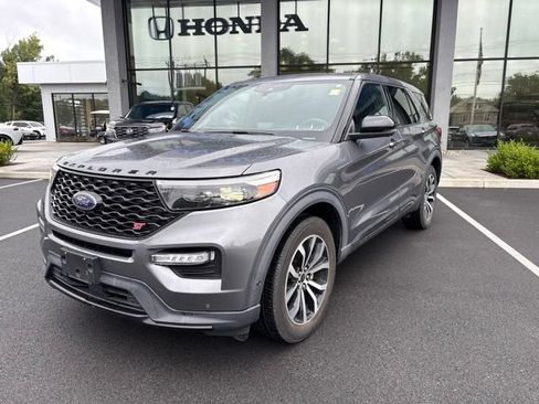 Used 2021 Ford Explorer ST w/ Equipment Group 401A AWD/4WD image 2