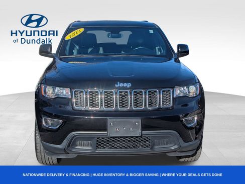 Used 2022 Jeep Grand Cherokee Laredo X image 2