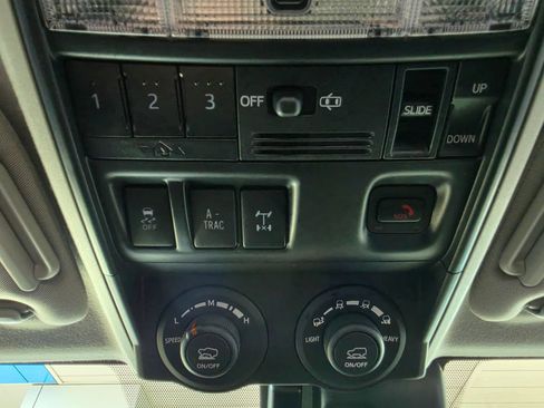 Used 2021 Toyota 4Runner TRD Off-Road Premium w/ Moonroof Package AWD/4WD image 56