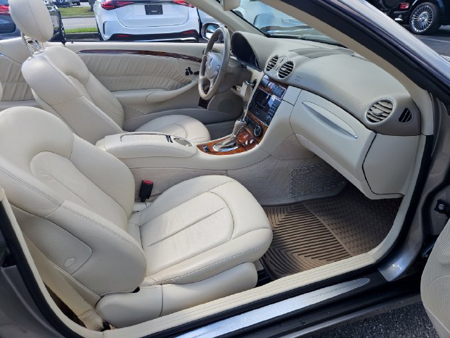 Used 2007 Mercedes-Benz CLK 350 Cabriolet image 26