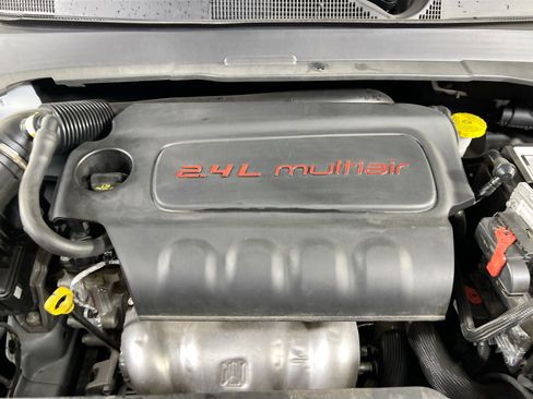 Used 2022 Jeep Compass Limited w/ Sun and Sound Group image 30