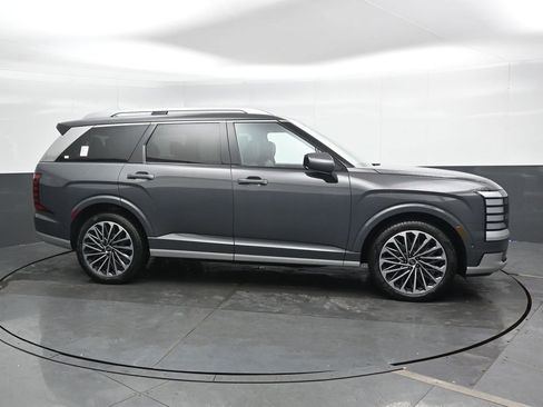 New 2026 Hyundai Palisade Calligraphy AWD/4WD image 3