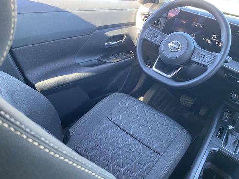 New 2026 Nissan Kicks SV image 15