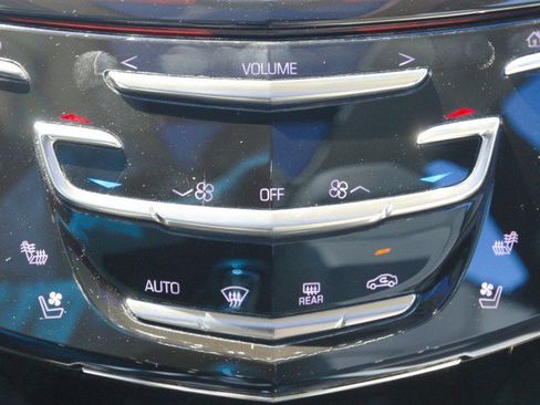 Used 2015 Cadillac XTS Luxury w/ Driver Awareness Package FWD image 27