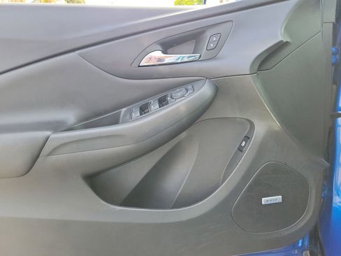 Used 2017 Chevrolet Volt Premier w/ Driver Confidence II Package FWD image 20