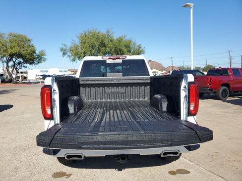 New 2026 GMC Sierra 1500 AT4 image 14