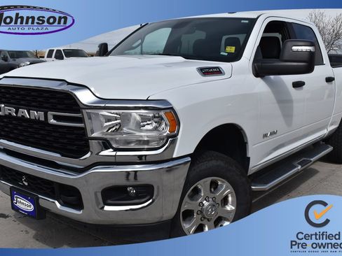 Used 2024 RAM 2500 Big Horn AWD/4WD image 1