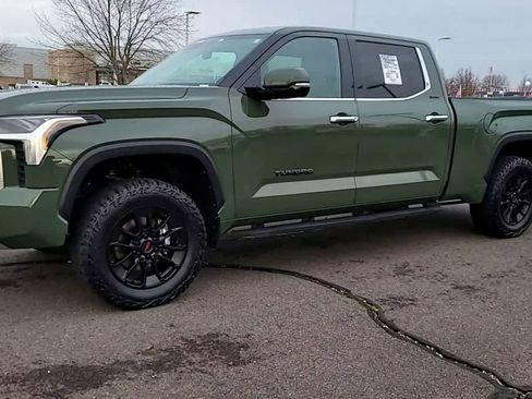 Used 2022 Toyota Tundra Limited image 4