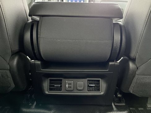 Used 2021 Chevrolet Silverado 1500 LT w/ Work Truck Package AWD/4WD image 38