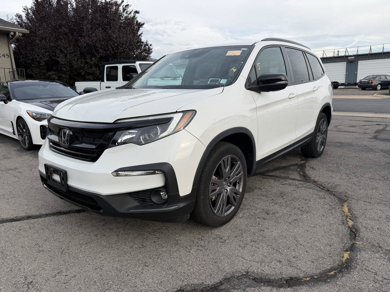 Used 2022 Honda Pilot Sport image 1