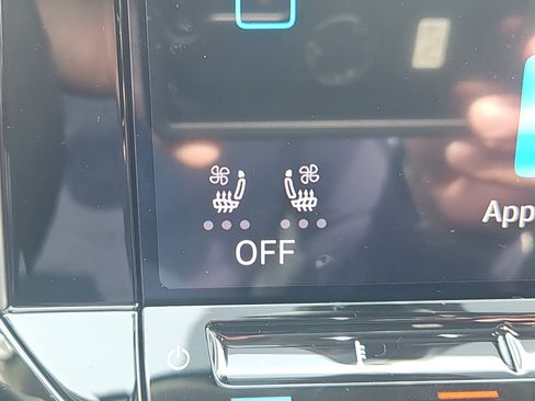 New 2026 Volkswagen Atlas SE image 11