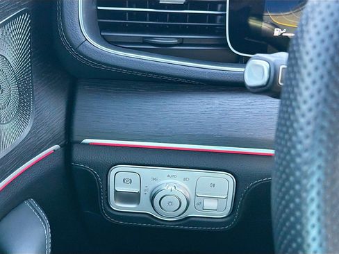 Used 2023 Mercedes-Benz GLE 53 AMG 4MATIC Coupe image 36