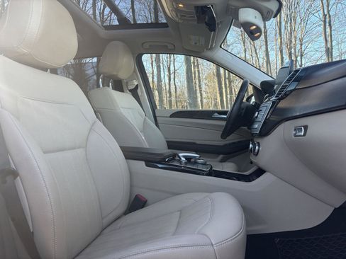 Used 2018 Mercedes-Benz GLE 350 4MATIC image 6