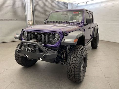 New 2026 Jeep Gladiator Rubicon w/ Steel Power Dome Hood Package image 18