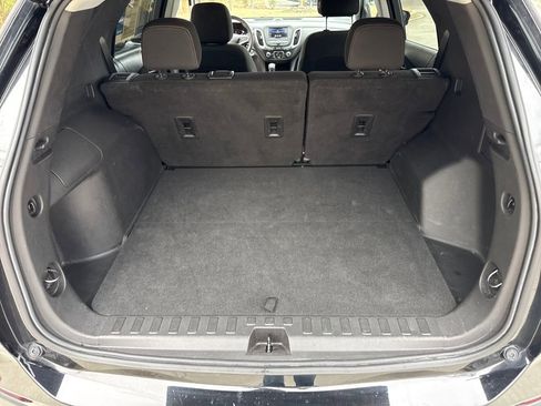 Used 2022 Chevrolet Equinox LT image 27