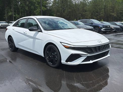 New 2026 Hyundai Elantra Sport FWD image 8