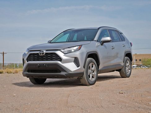 Used 2024 Toyota RAV4 XLE image 1