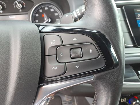Certified 2024 Buick Enclave Essence FWD image 14