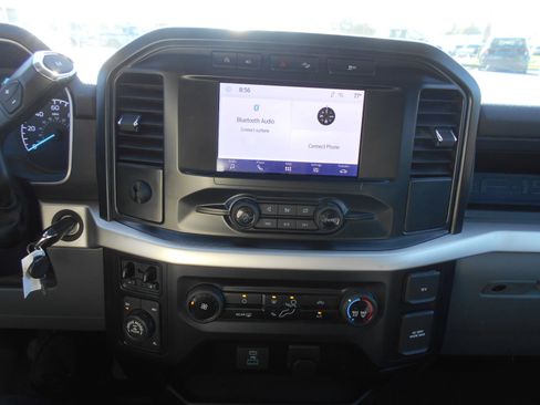 Used 2023 Ford F150 XL w/ Trailer Tow Package image 11