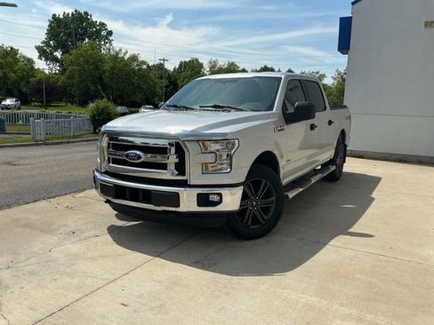 Used 2015 Ford F150 XLT AWD/4WD image 3