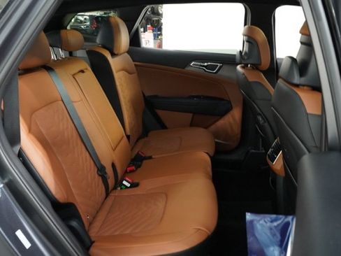 New 2026 Kia Sportage X-Line w/ X-Line Technology Package image 33