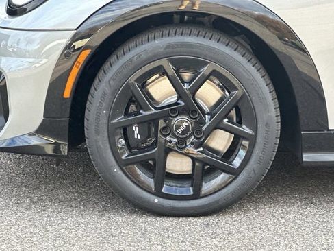 New 2026 MINI Cooper S image 8