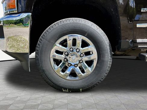Used 2019 Chevrolet Silverado 2500 LTZ w/ Duramax Plus Package AWD/4WD image 33