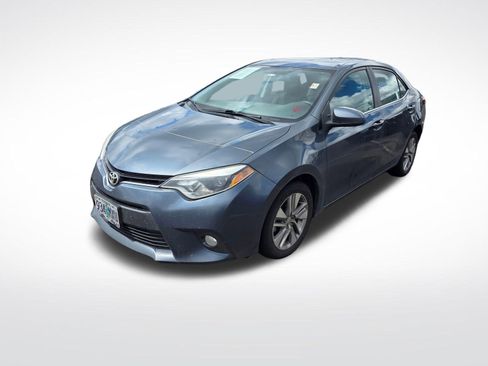 Used 2016 Toyota Corolla LE Premium FWD image 2