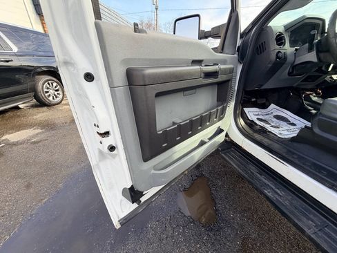 Used 2014 Ford F350 XL w/ Power Equipment Group image 21