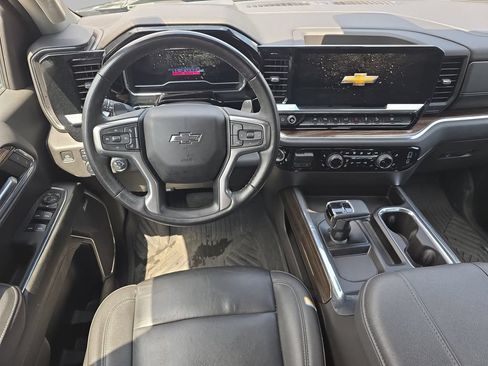 Certified 2023 Chevrolet Silverado 1500 LT Trail Boss w/ LT Trail Boss Premium Package AWD/4WD image 18