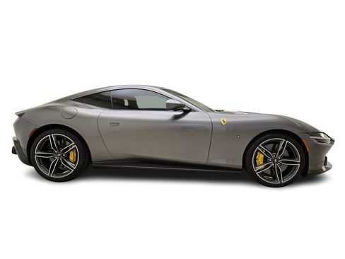 Used 2022 Ferrari Roma image 6