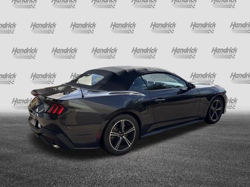Used 2024 Ford Mustang Convertible RWD image 10