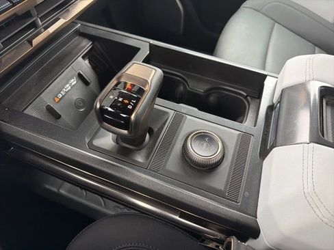 Used 2024 GMC Hummer EV 2X image 33