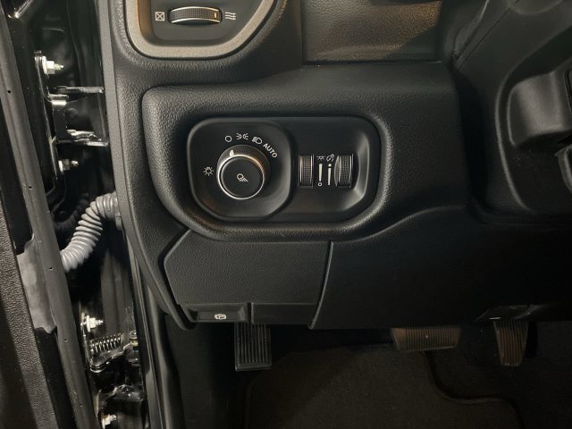 Used 2019 RAM 2500 Tradesman AWD/4WD image 17