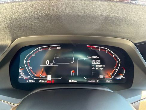 Used 2022 BMW X5 xDrive40i w/ Premium Package AWD/4WD image 6