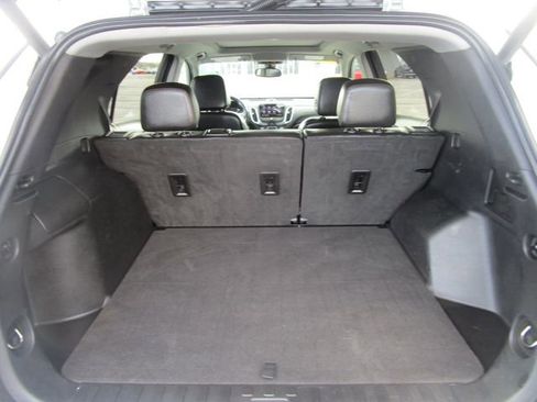 Used 2021 Chevrolet Equinox Premier FWD image 21