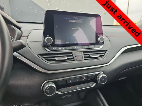 Used 2022 Nissan Altima 2.5 SR image 20