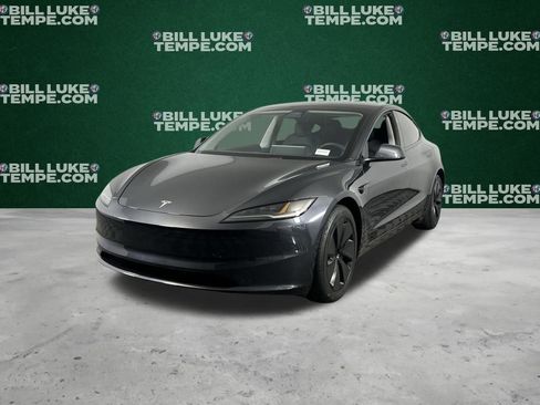 Used 2024 Tesla Model 3 Standard Range image 3