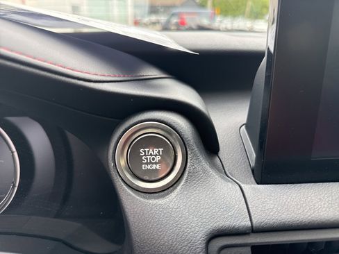 Used 2022 Lexus IS 350 F Sport image 39