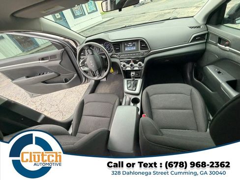 Used 2019 Hyundai Elantra SE w/ Cargo Package FWD image 21