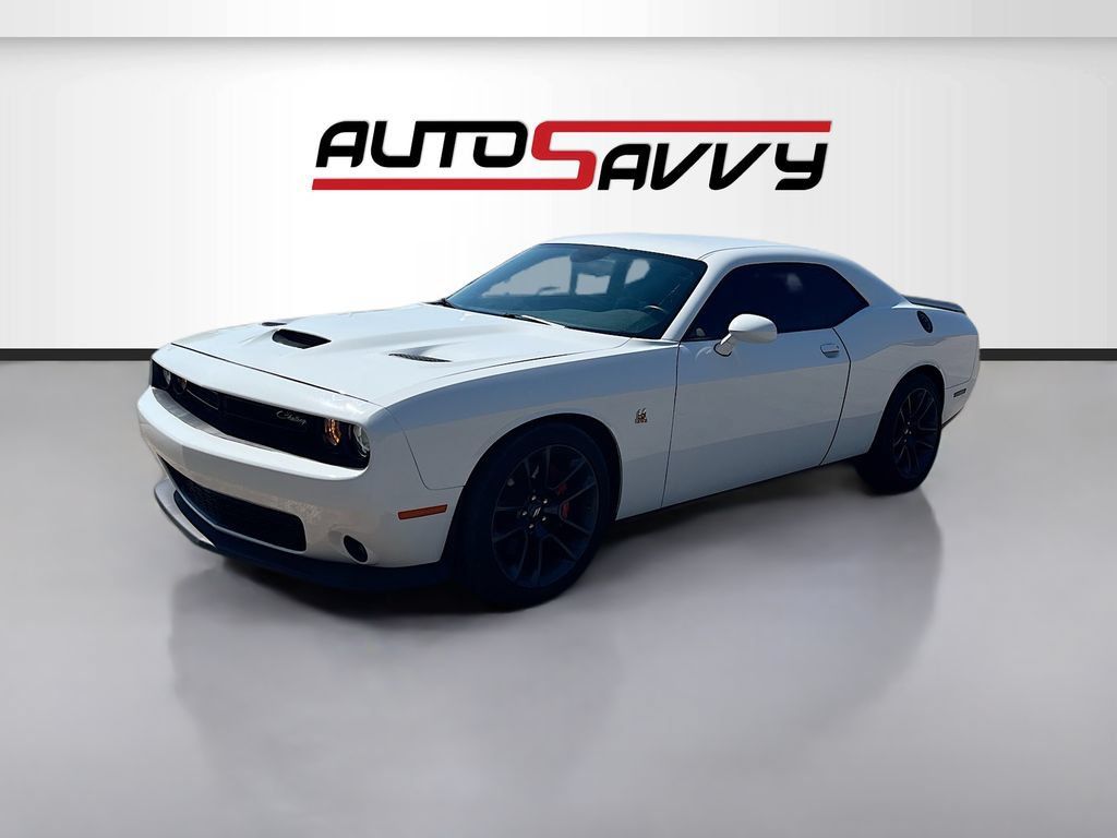Used 2022 Dodge Challenger R/T Scat Pack RWD image 3