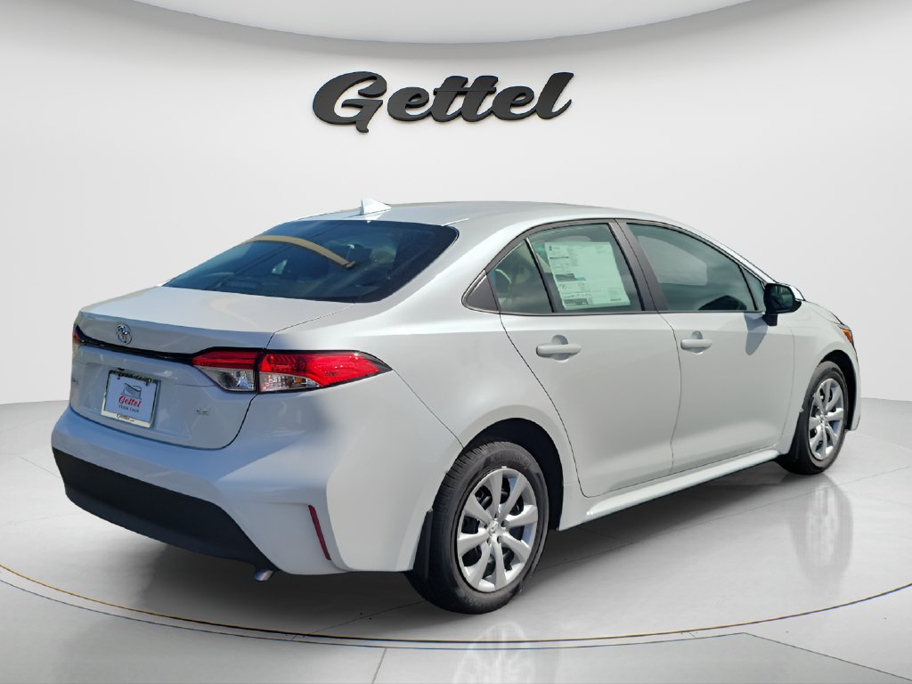 New 2026 Toyota Corolla LE FWD image 5