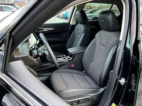 Used 2023 Buick Envision Preferred w/ Sport Touring Package AWD/4WD image 23