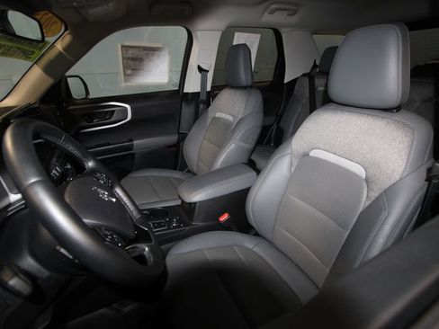 Used 2025 Ford Bronco Sport Badlands AWD/4WD image 4