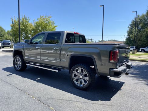 Used 2018 GMC Sierra 1500 Denali w/ Denali Ultimate Package AWD/4WD image 7