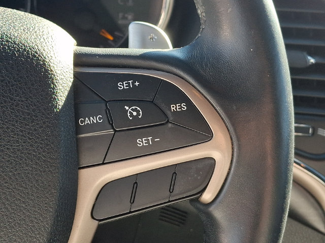 Used 2014 Jeep Grand Cherokee Laredo w/ Quick Order Package 23E AWD/4WD image 8