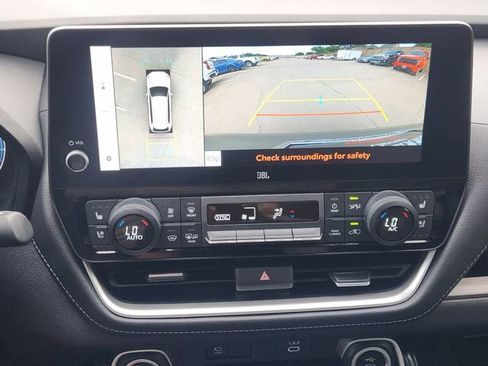 Used 2025 Toyota Grand Highlander FWD image 6