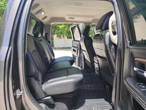 Used 2018 RAM 2500 Laramie AWD/4WD image 37